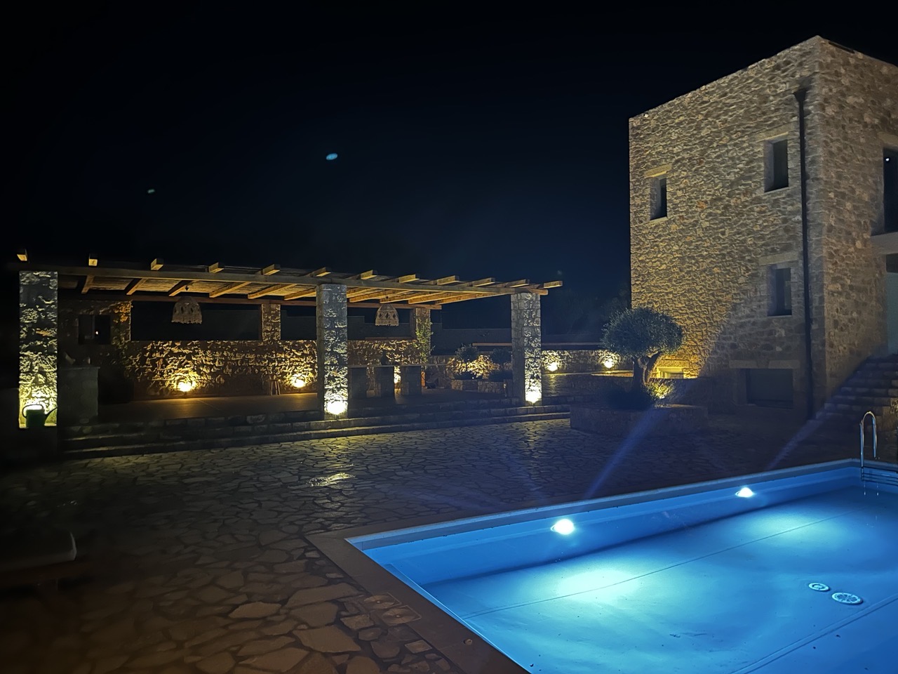 VILLA ΠΛΗΣΙΟΝ  COSTA NAVARINO